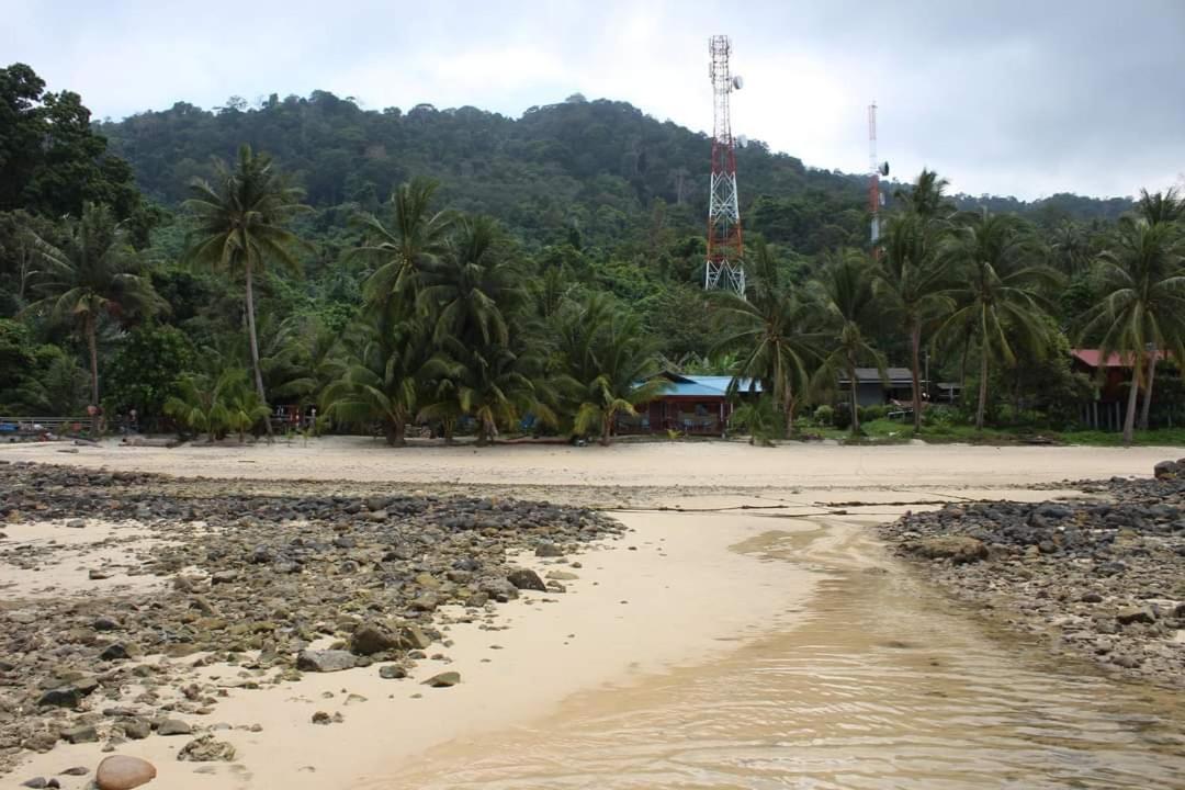 Ella'S Place Salang Tioman Kampong Ayer Batang Luaran gambar