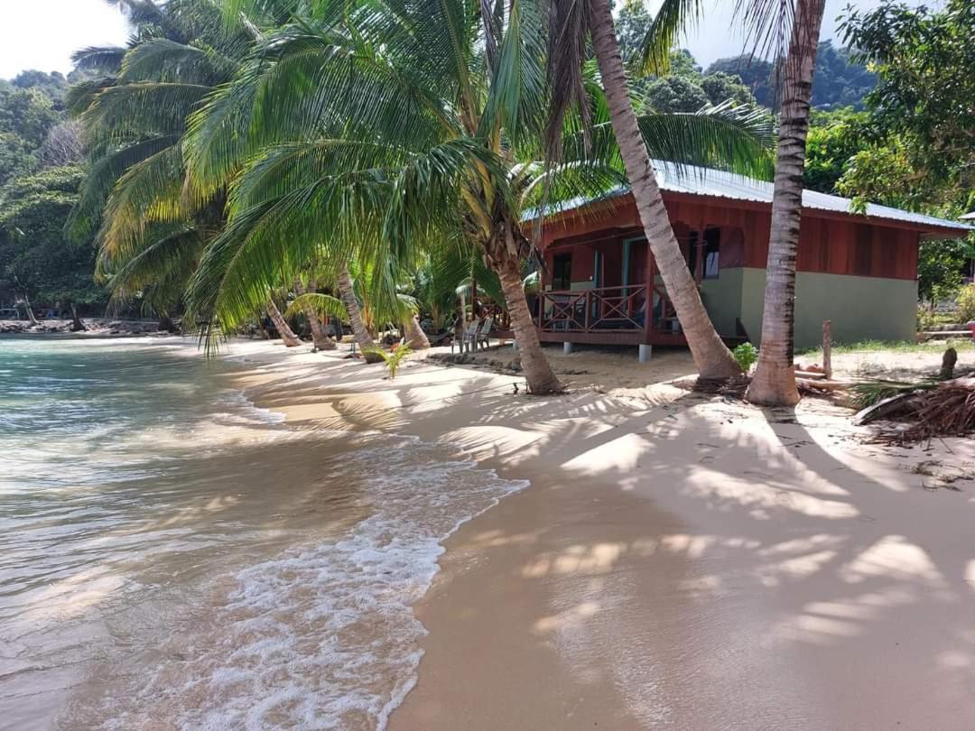Ella'S Place Salang Tioman Kampong Ayer Batang Luaran gambar