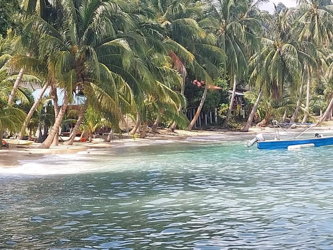 Ella'S Place Salang Tioman Kampong Ayer Batang Luaran gambar