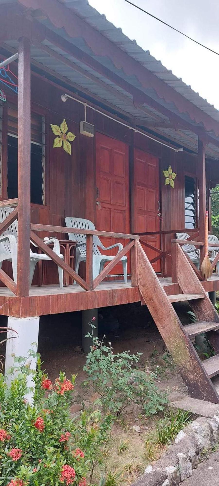 Ella'S Place Salang Tioman Kampong Ayer Batang Luaran gambar