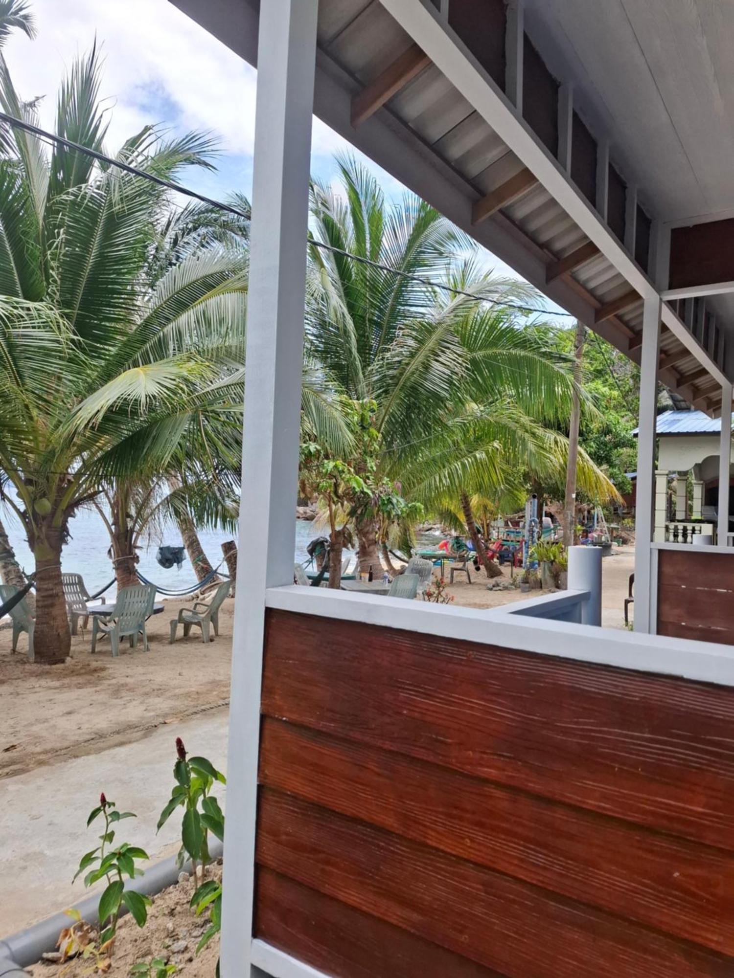 Ella'S Place Salang Tioman Kampong Ayer Batang Luaran gambar